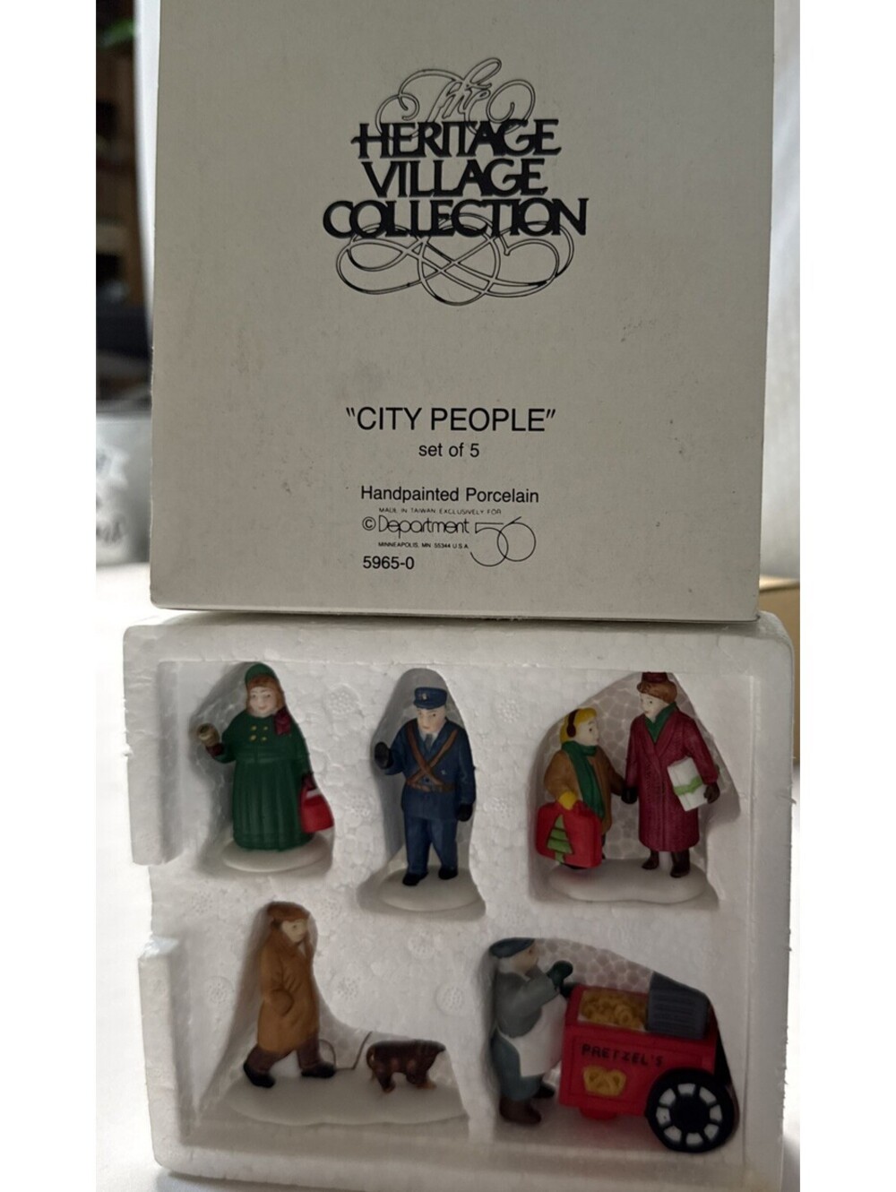 Department 56 The Heritage Village Collection City People Set Of 5